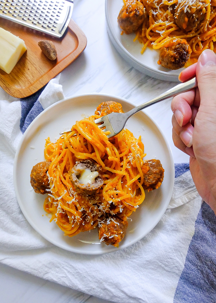 Cheesy Meatballs Spaghetti