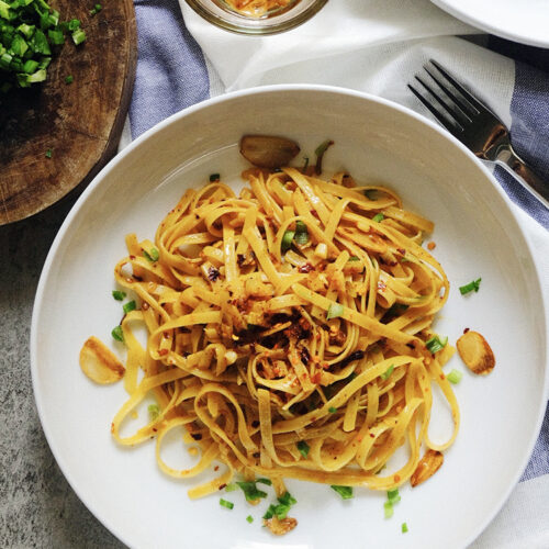 Spicy Garlic Butter Fettuccine (Pantry Pasta) - Dollmestic Goddess