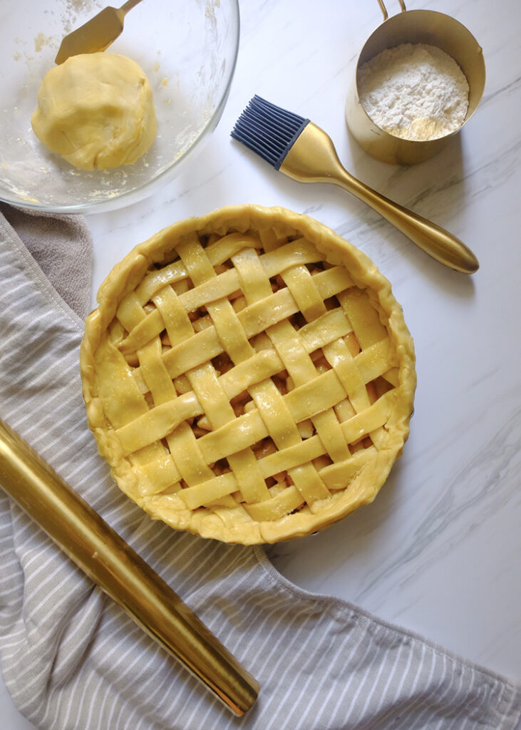 Baking Easy apple pie for beginners